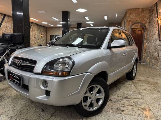 HYUNDAI TUCSON 2.0 MPFI GLS TOP 16V 143CV 2WD FLEX 4P AUTOMÁTICO HYUNDAI TUCSON 2.0 MPFI GLS TOP 16V 143CV 2WD FLEX 4P AUTOMÁTICO